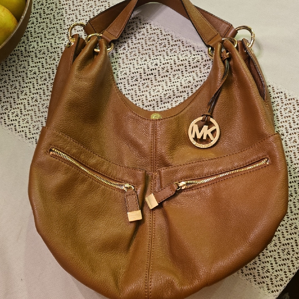 Michael Kors Brown Leather Shoulder Bag. Large Layton Boho with gold accents